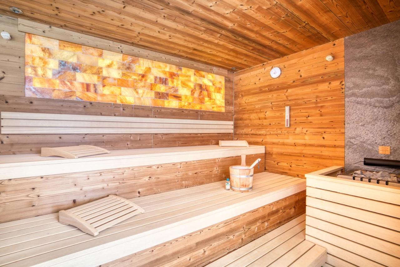 Hus23 With Wellness Apartment Schroecken Exterior photo