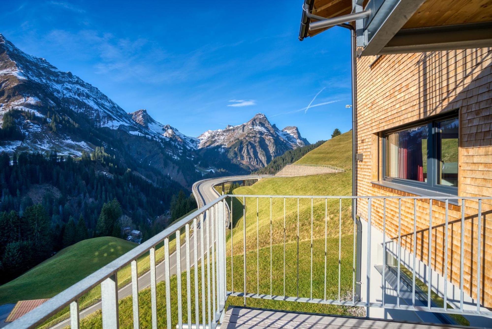 Hus23 With Wellness Apartment Schroecken Exterior photo