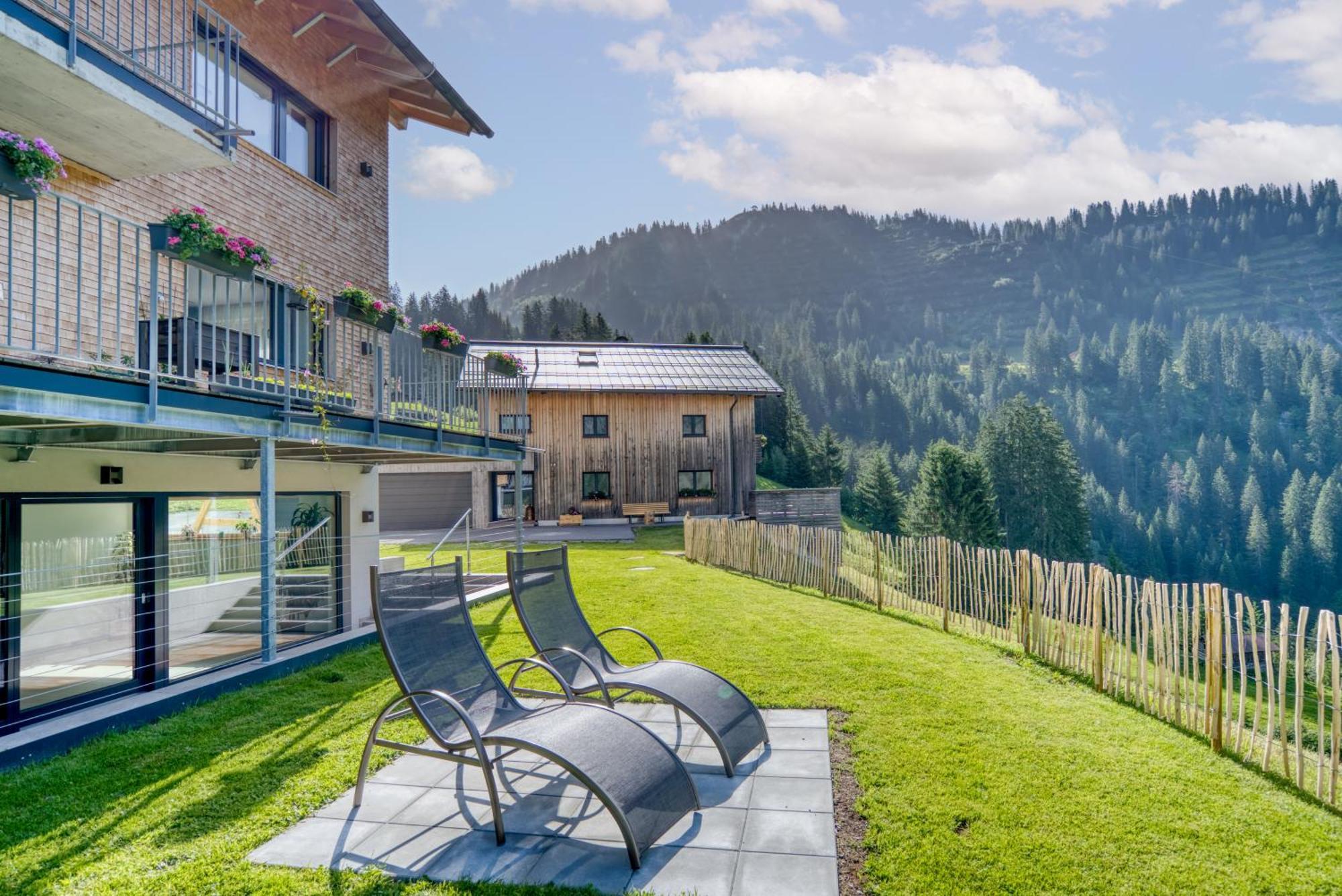 Hus23 With Wellness Apartment Schroecken Exterior photo